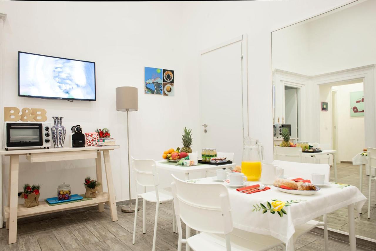 B&B Martucci Avenue Napels Buitenkant foto