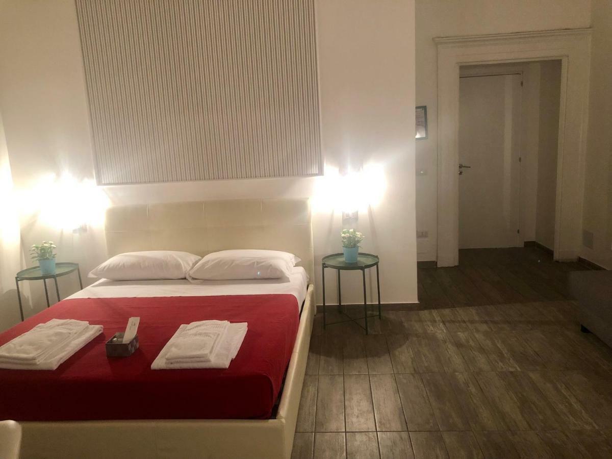B&B Martucci Avenue Napels Buitenkant foto